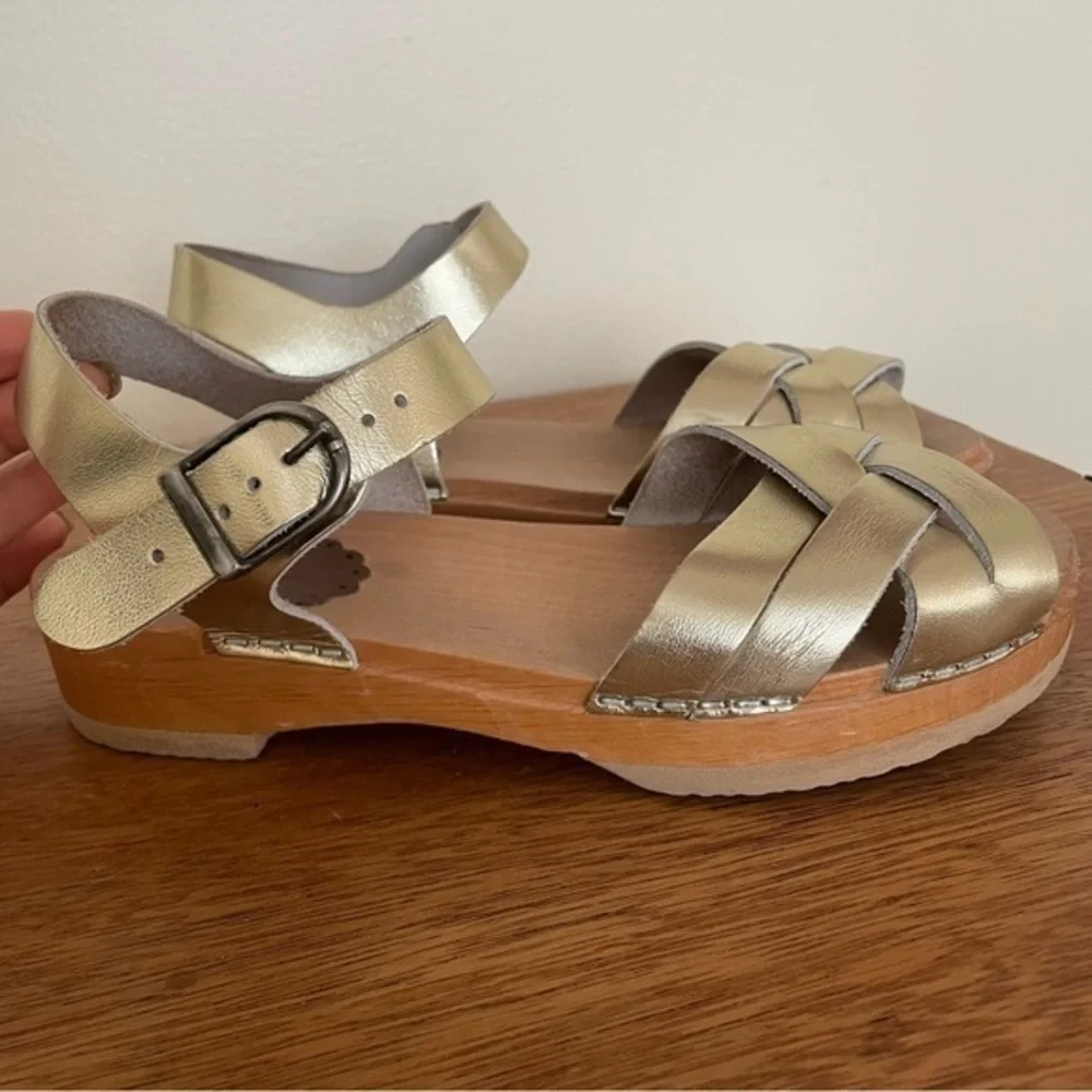 Hanna Andersson Gold Kids Sandals